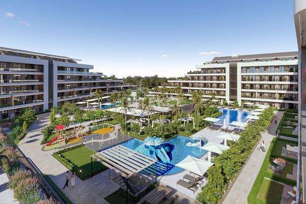 Flats in a Complex with Rich Amenities in Antalya Kundu