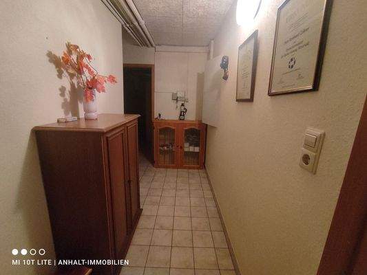 Haus Bäckerei - UG -Flur 1