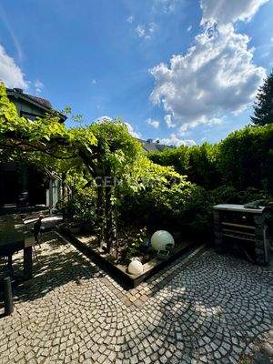 ...ein gemütlicher Grill-Bereich ist auch vorhanden