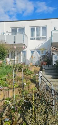 Terrasse mit Garten