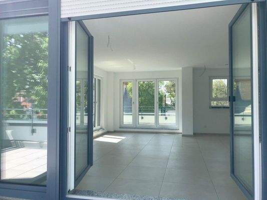 V002-2026_Blick_Dachterrasse-Wohnlandschaft