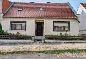 Wohnhaus Straßenseite