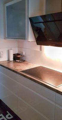 moderne Einbauküche.jpg