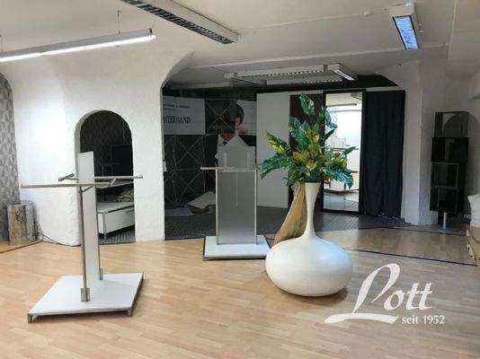 Nutz- und Lagerfläche