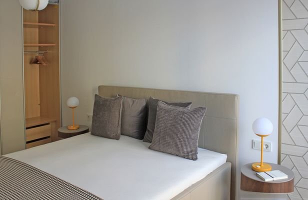 Bedroom with double bed