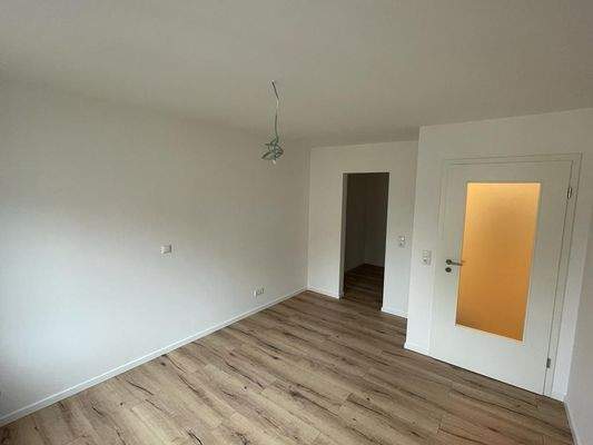 Schlafzimmer mit begehb. Kleiderschrank