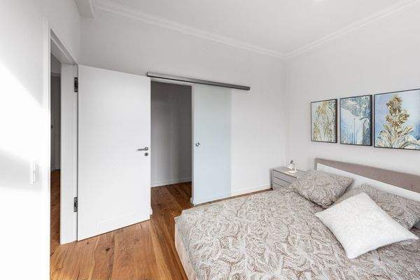 Schlafzimmer (virtuell möbliert) 