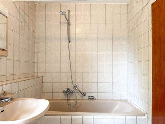 Obergeschoss - Badezimmer (1)