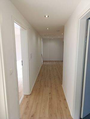 Flur_.jpg