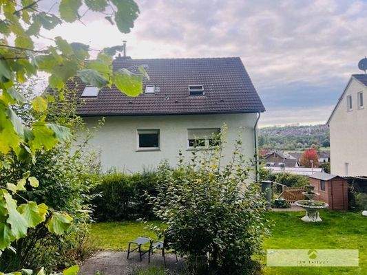 Rückwärtige Ansicht des Mehrfamilienhauses