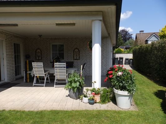 Überdachte Terrasse