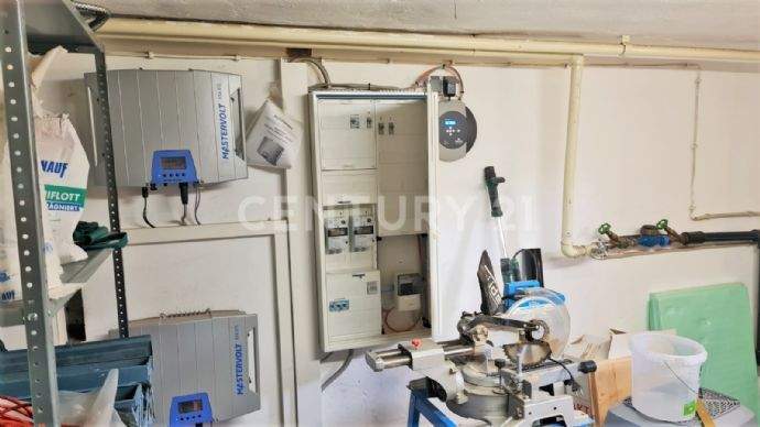 Keller mit PV-Technik