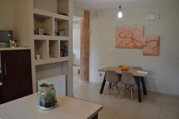 Kreta, Exo Lakonia: 5-Zimmer-Villa mit großem Olivenhain zu verkaufen