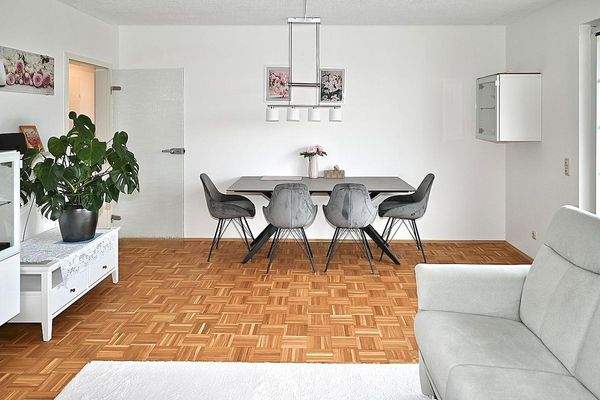 Wohnzimmer Blick auf Essber.