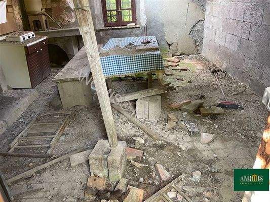 Innenräume antike Ruine Tatti