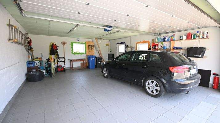 ... für zwei Autos und vieles mehr...