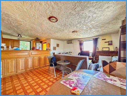 3d9c526b12a744cd8a66b52196158b23-original