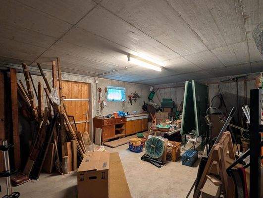 Werkstatt mit Außenzugang