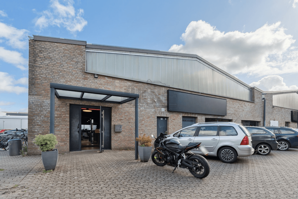 Eingang Gewerbehalle