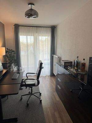 Büro/Kinderzimmer