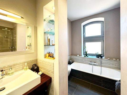 Badezimmer im Obergeschoss