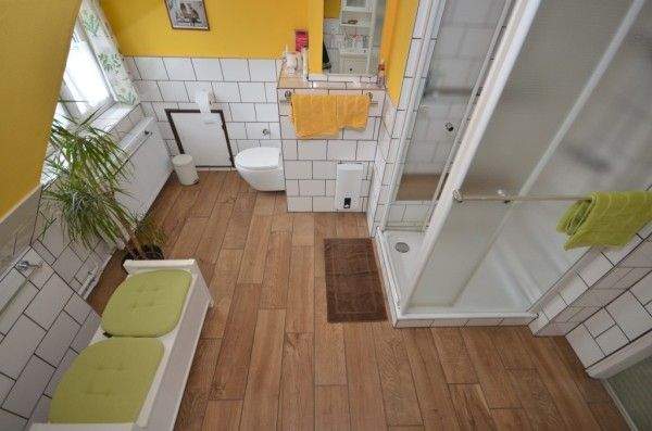 Badezimmer im Obergeschoss