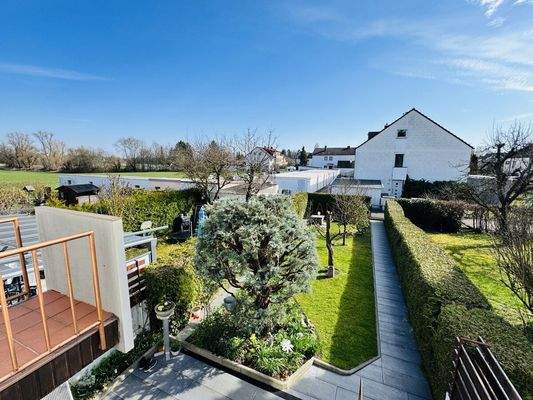 Blick in Garten vom 1. OG