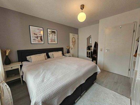 Schlafzimmer mit En-Suite Bad