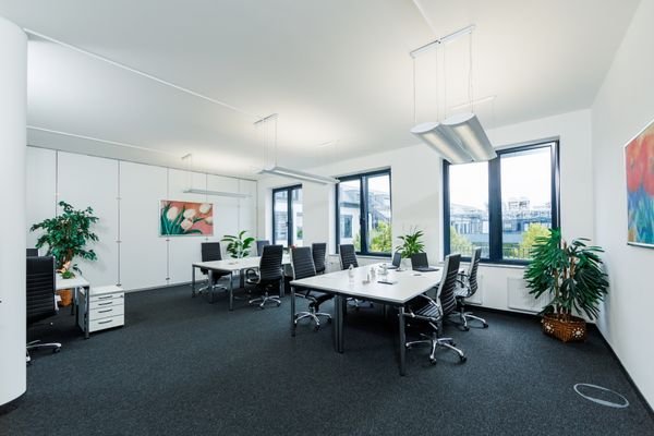 Großes Team-Büro für 10-12 Personen München