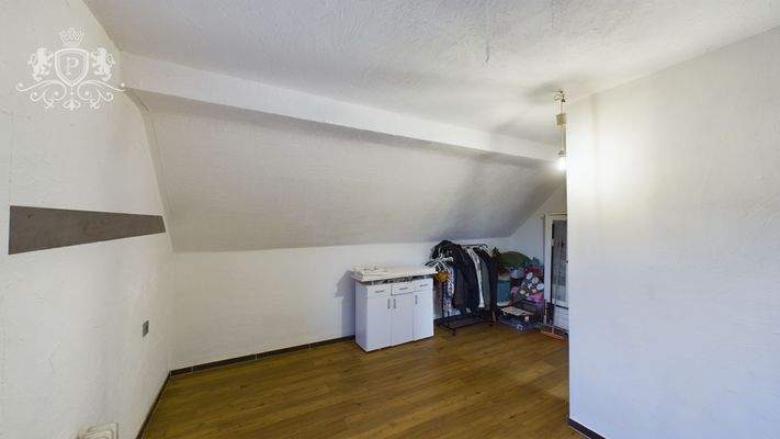 CAM01984G0-PR0440-STILL020