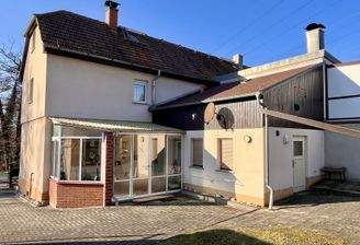 Hausansicht von hinten