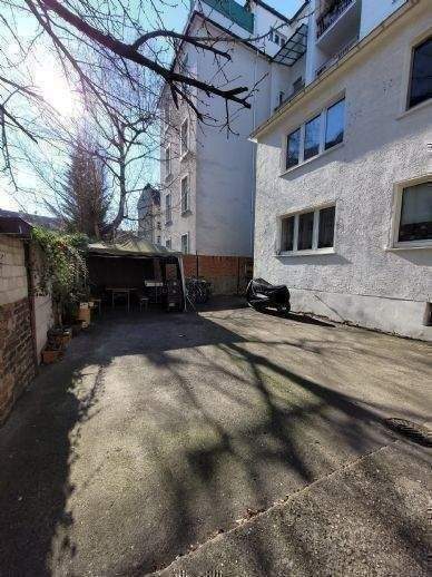 Frankfurt am Main Garage, Frankfurt am Main Stellplatz