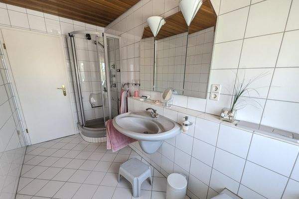 Badezimmer DG