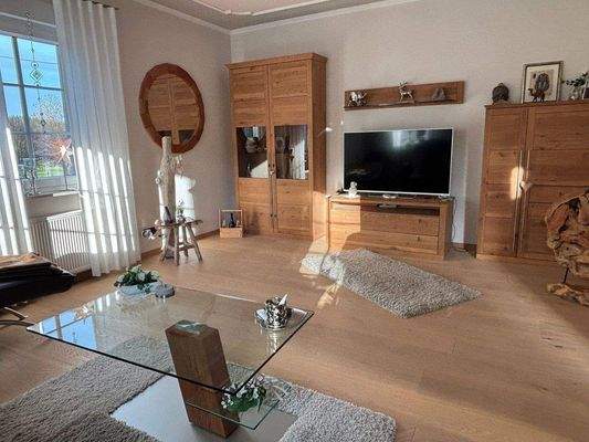 Teilansicht Wohnzimmer EG 