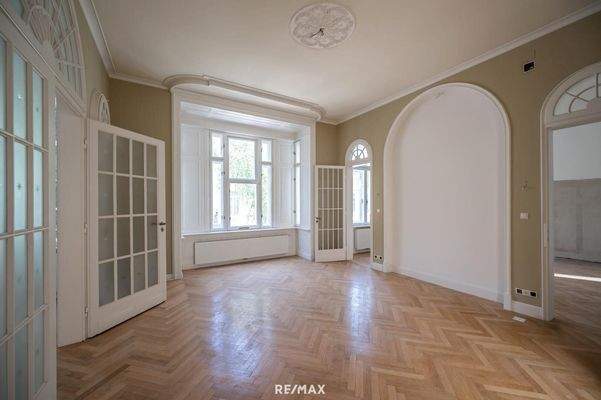 Zimmer Obergeschoss strassenseitig