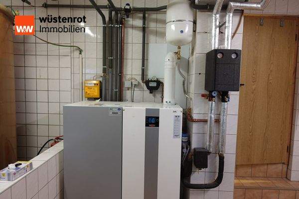 KG: HWR mit Ölheizung