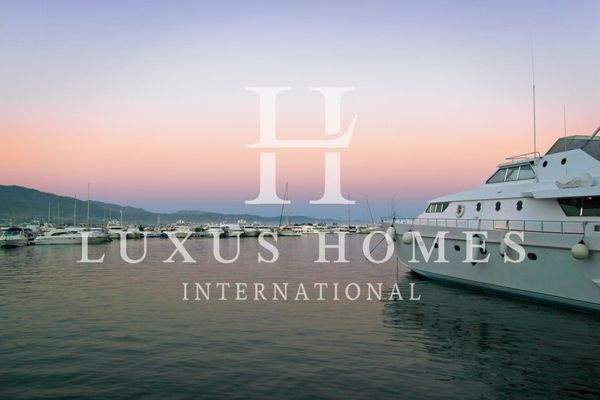 C9_Puerto Banus_Marbella 2.jpg