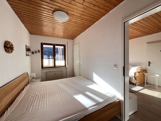 1 1/2 Zimmer - kleiner Schlafraum aber separat...