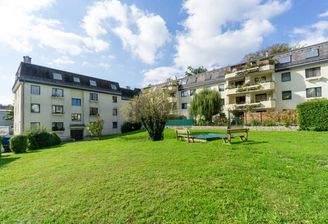 Wohnhaus mit Gemeinschaftsgarten