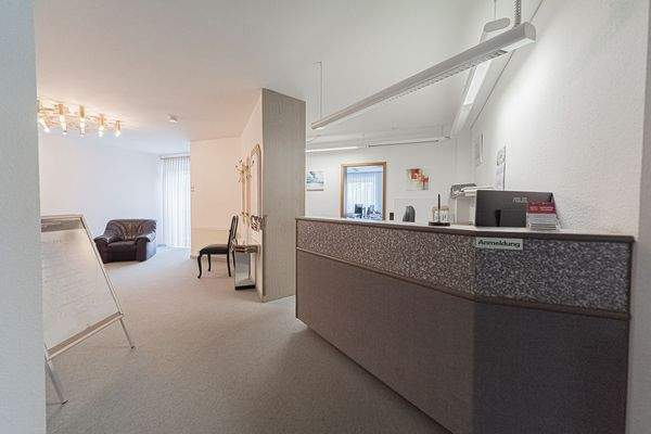 Flur - Empfangsbereich.jpg