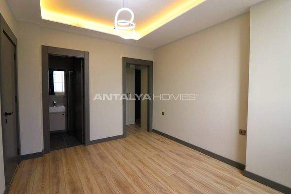 2-Bedroom Apartments in Advantageous Location in Mersin Yenisehir