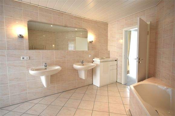 Ansicht Bad en suite DG
