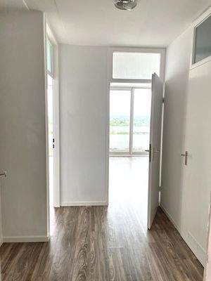 Geräumiger, heller Flur