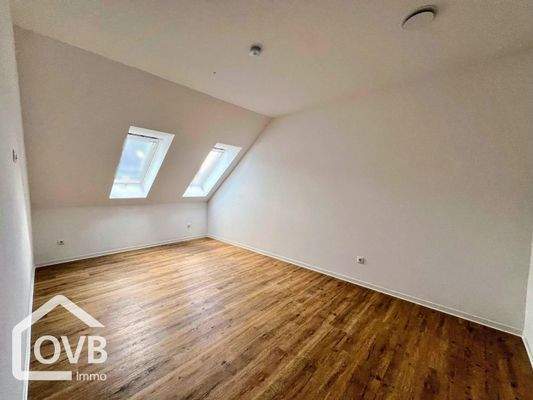 Zimmer 2 (Abbildung ähnlich)