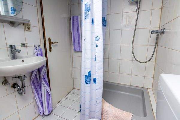 Duschbad im Dachgeschoss