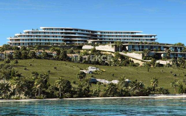 Sea View Real Estate in a Beachfront Complex in Çeşme