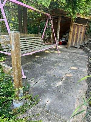 A Schaukel Unterstand