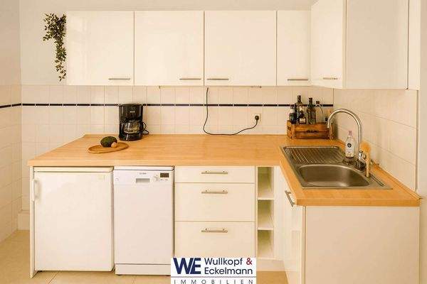 Einbauküche (KI-generiert)