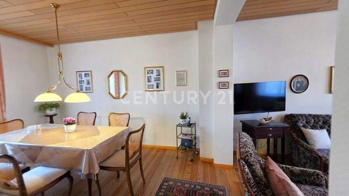 Offener Wohn- Essbereich