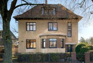 Charmante 2 Fam. Stadtvilla